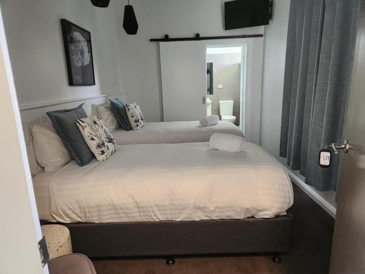 Myrtleford Hotel Buitenkant foto